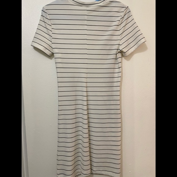 WHITE DRESS🤍 - Picture 3 of 3